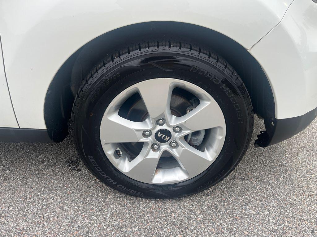 used 2019 Kia Soul car, priced at $8,814