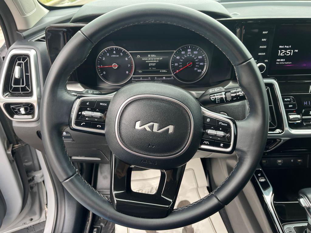 used 2022 Kia Sorento car, priced at $28,798
