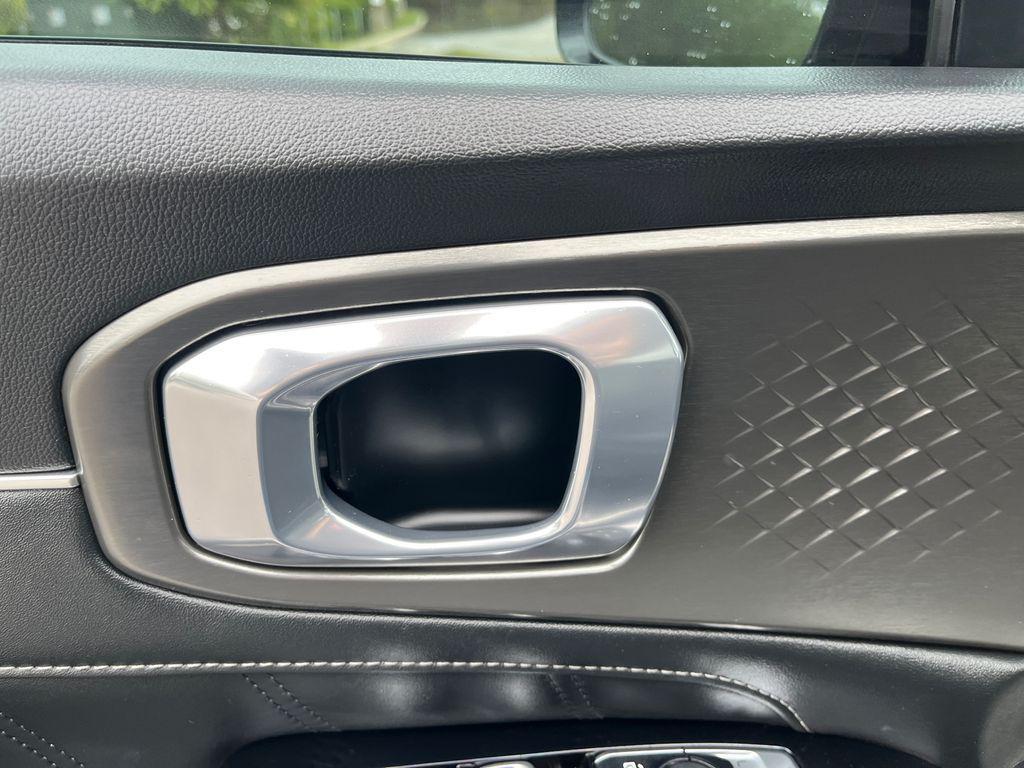 used 2022 Kia Sorento car, priced at $28,798