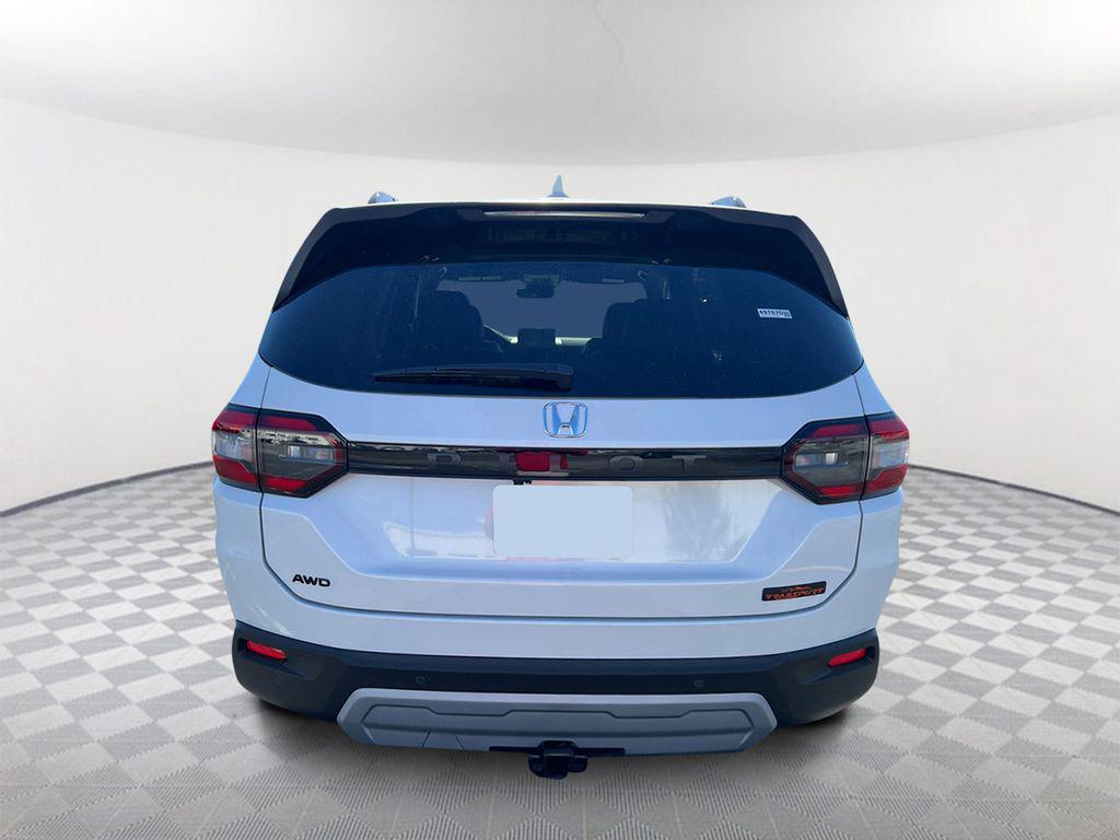 new 2025 Honda Pilot car, priced at $48,604
