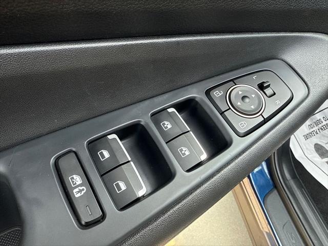 used 2022 Hyundai Santa Fe car, priced at $23,967