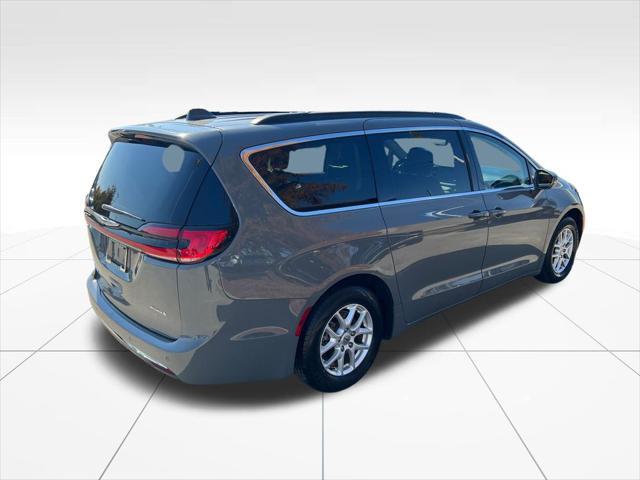 used 2022 Chrysler Pacifica car, priced at $21,259