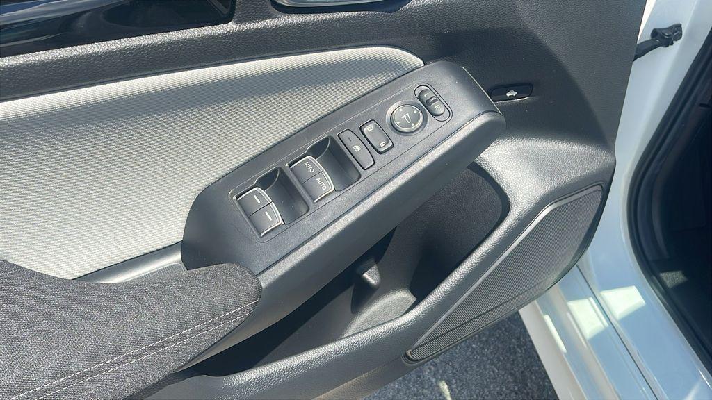 new 2025 Honda Civic Hybrid car, priced at $29,289