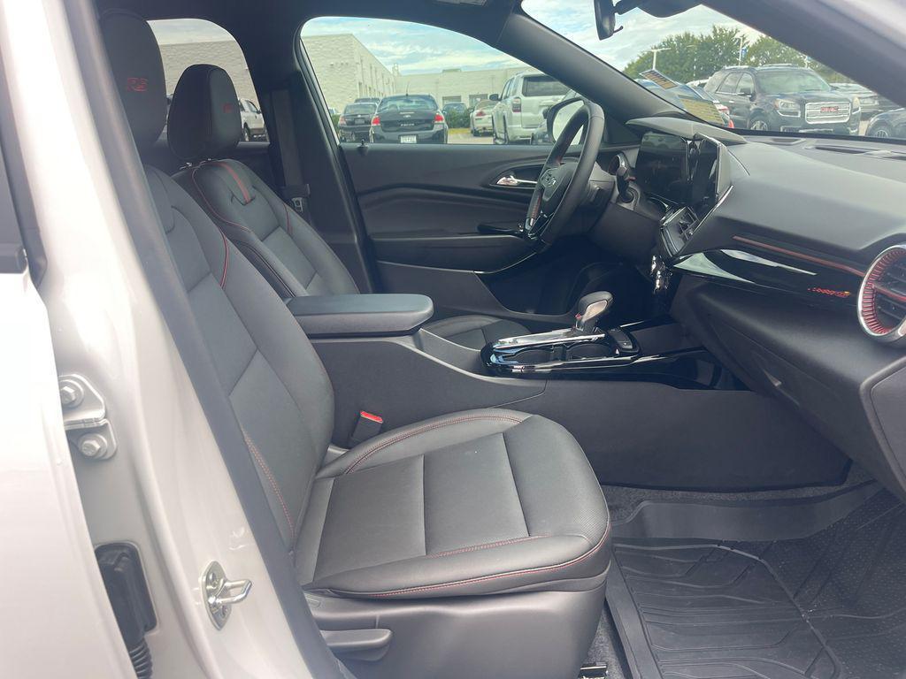 used 2025 Chevrolet Trax car, priced at $25,787