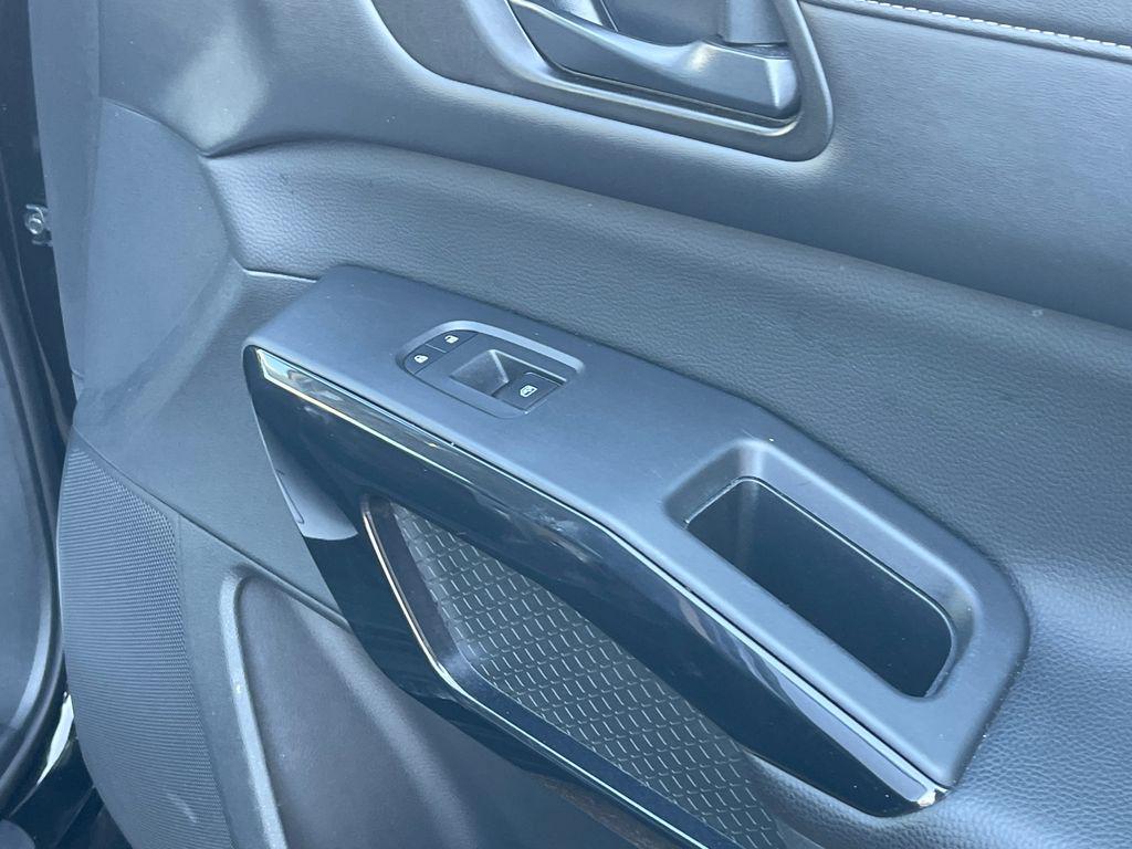 used 2024 Nissan Pathfinder car, priced at $30,495
