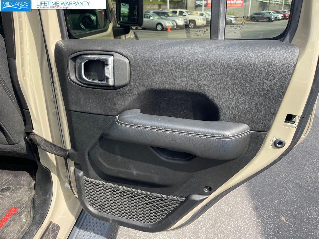 used 2020 Jeep Gladiator car, priced at $31,454