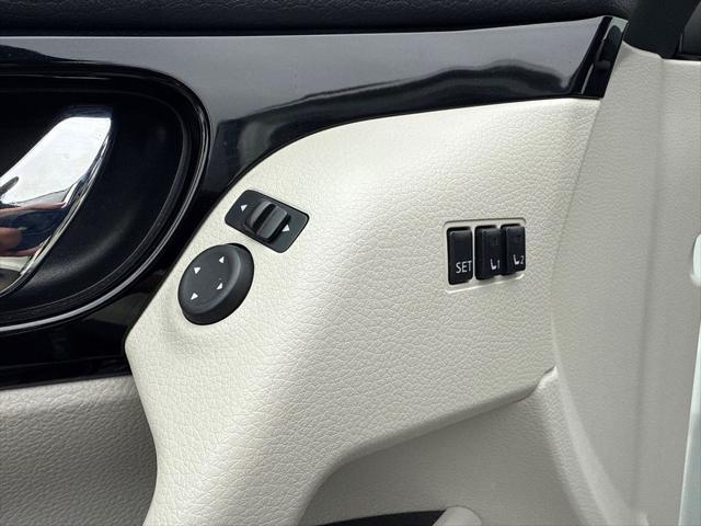 used 2022 Nissan Rogue Sport car, priced at $22,409