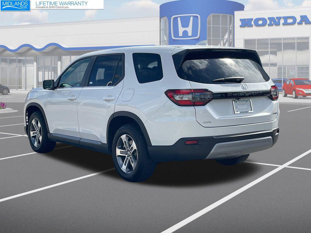 used 2025 Honda Pilot car, priced at $44,538