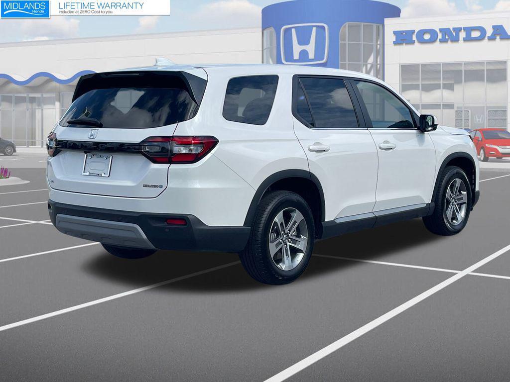 used 2025 Honda Pilot car, priced at $44,538