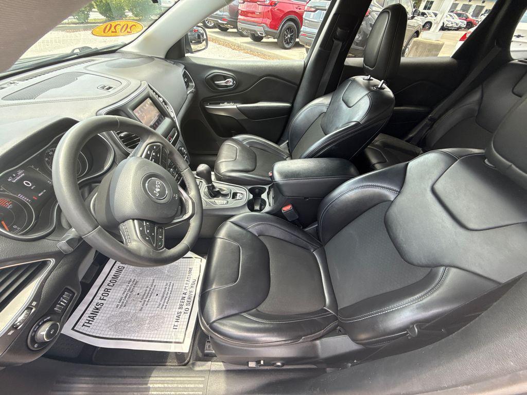 used 2020 Jeep Cherokee car, priced at $17,352