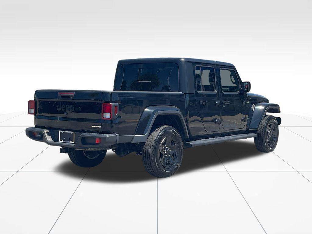 used 2023 Jeep Gladiator car, priced at $26,997