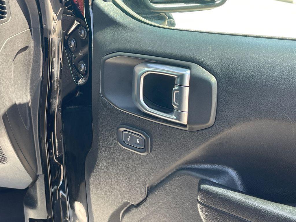 used 2023 Jeep Gladiator car, priced at $26,997