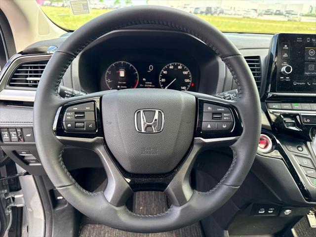 used 2025 Honda Odyssey car, priced at $43,863