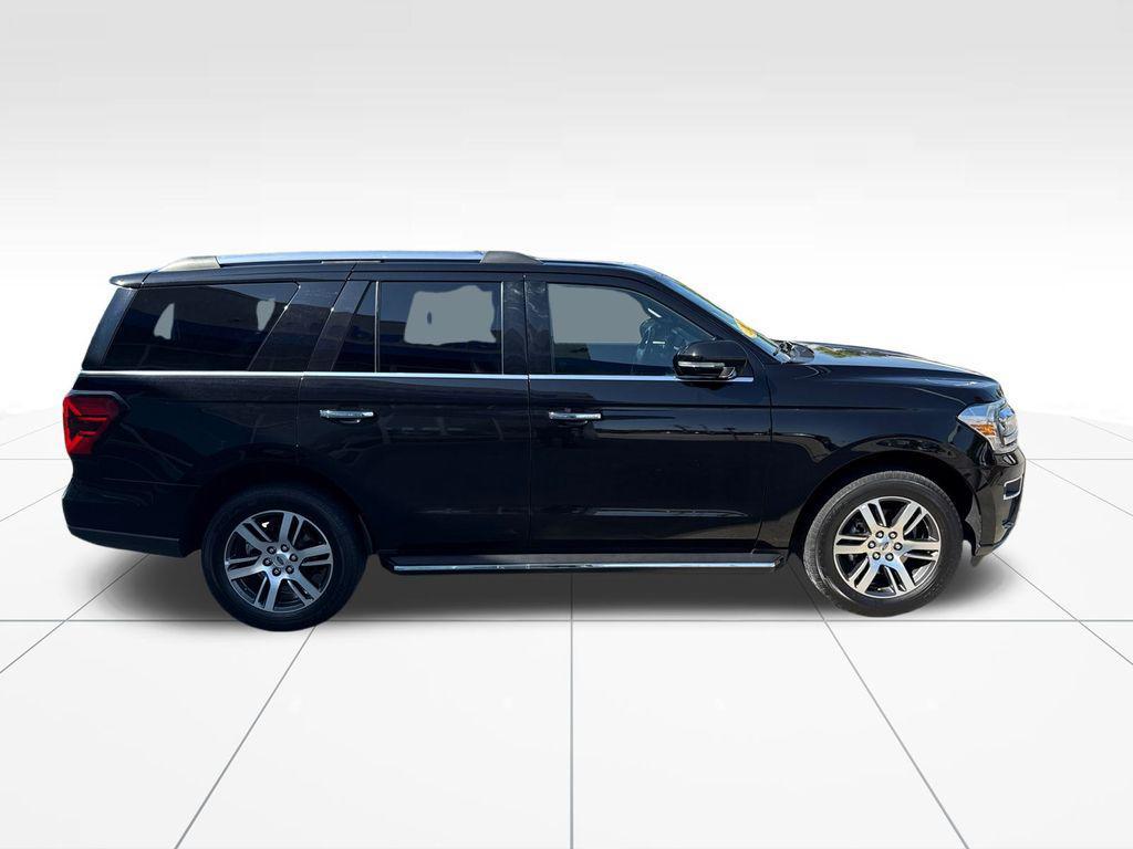 used 2023 Ford Expedition car, priced at $42,659