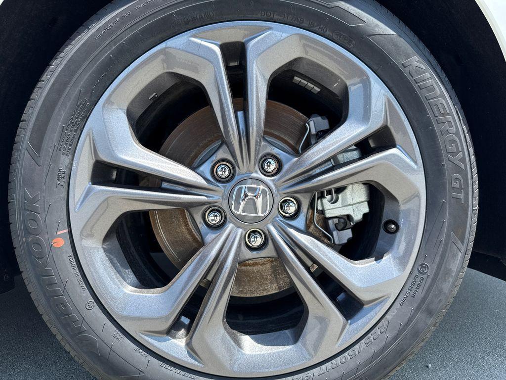 new 2025 Honda Accord Hybrid car, priced at $34,820