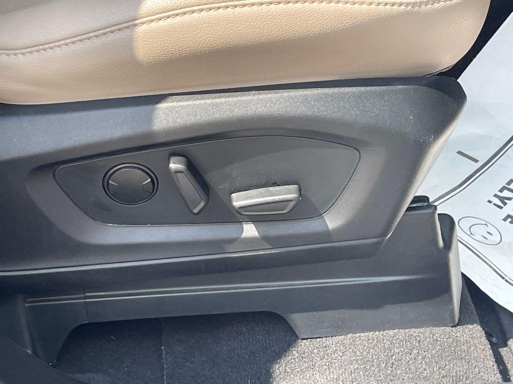 used 2023 Ford Explorer car, priced at $26,667