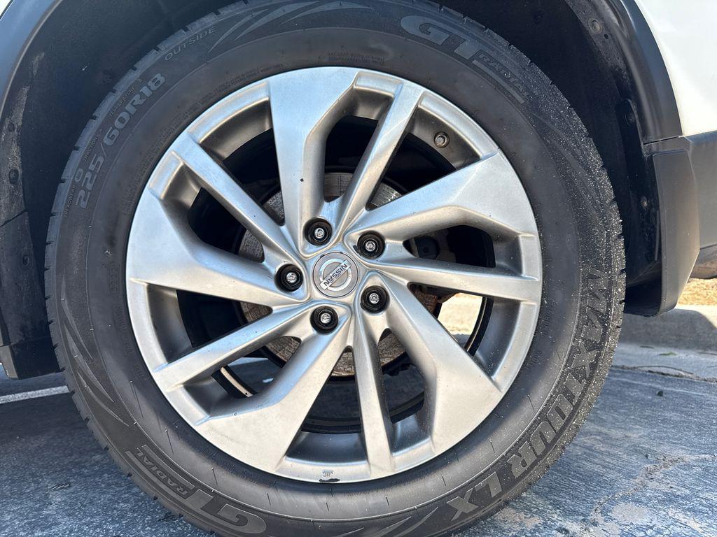 used 2014 Nissan Rogue car, priced at $6,793