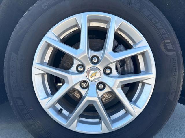 used 2022 Chevrolet Equinox car, priced at $22,899
