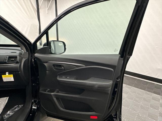 new 2025 Honda Ridgeline car, priced at $40,565
