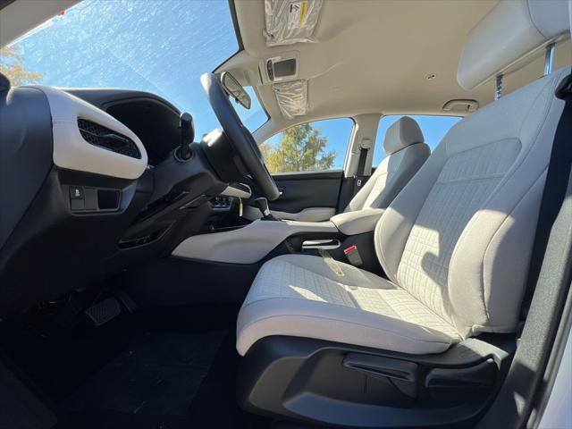 new 2025 Honda HR-V car, priced at $26,278