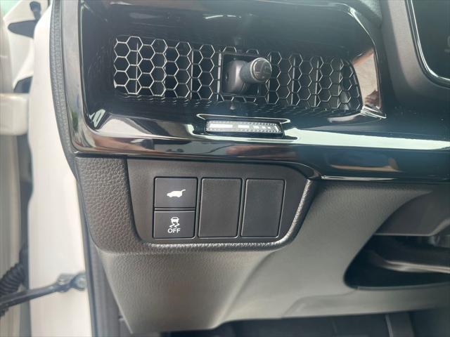 used 2024 Honda CR-V car, priced at $32,377