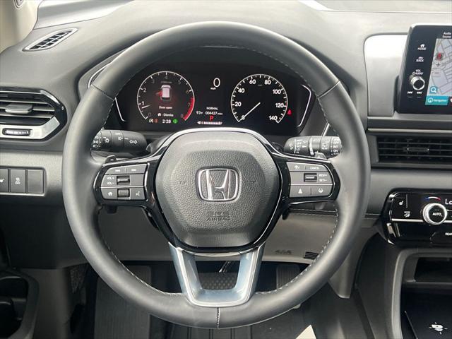 new 2025 Honda Pilot car, priced at $46,991