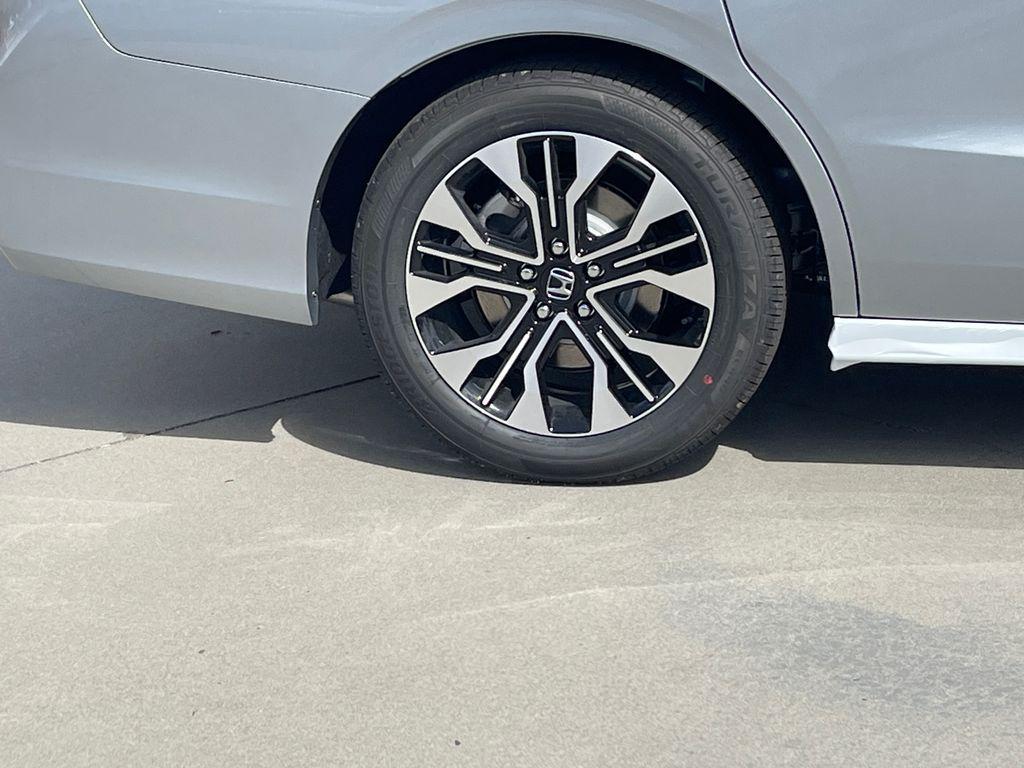 new 2026 Honda Odyssey car, priced at $49,067
