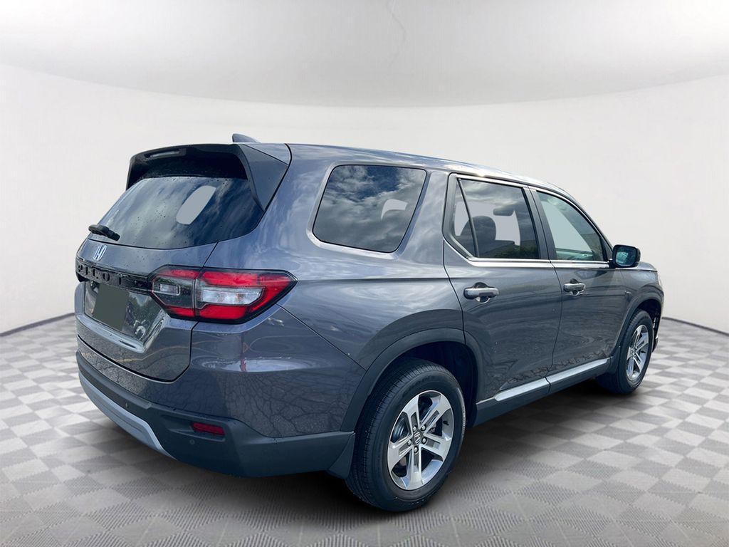 new 2025 Honda Pilot car, priced at $42,961