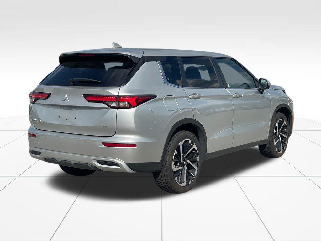 used 2024 Mitsubishi Outlander car, priced at $24,511