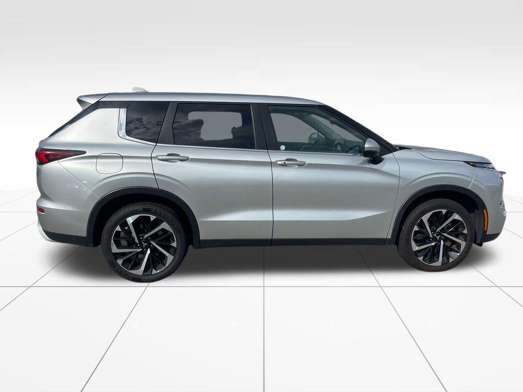 used 2024 Mitsubishi Outlander car, priced at $24,511