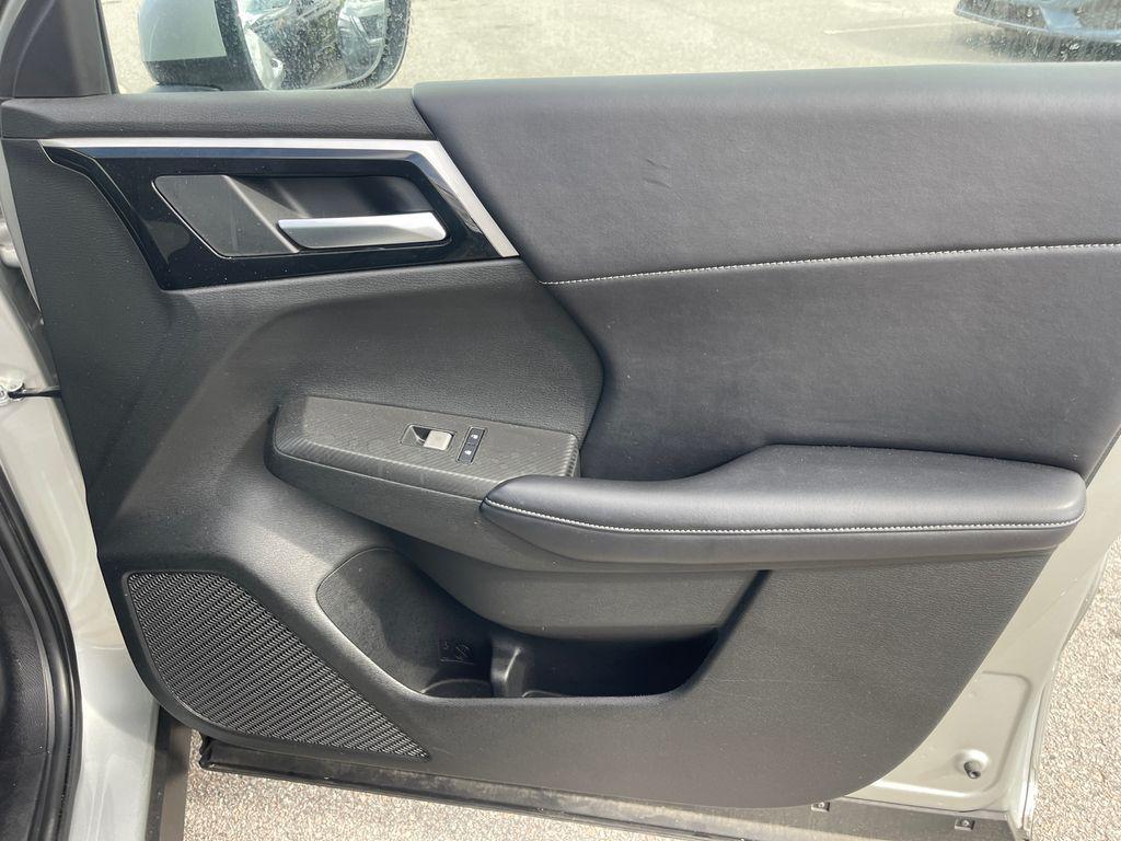 used 2024 Mitsubishi Outlander car, priced at $24,511