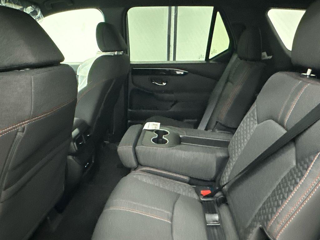 new 2025 Honda Pilot car, priced at $39,922