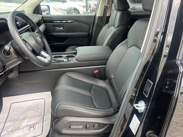 new 2025 Honda Pilot car, priced at $46,319