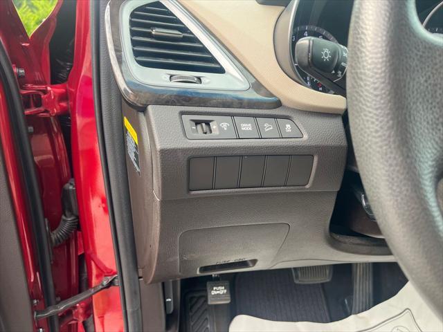 used 2018 Hyundai Santa Fe Sport car, priced at $12,293