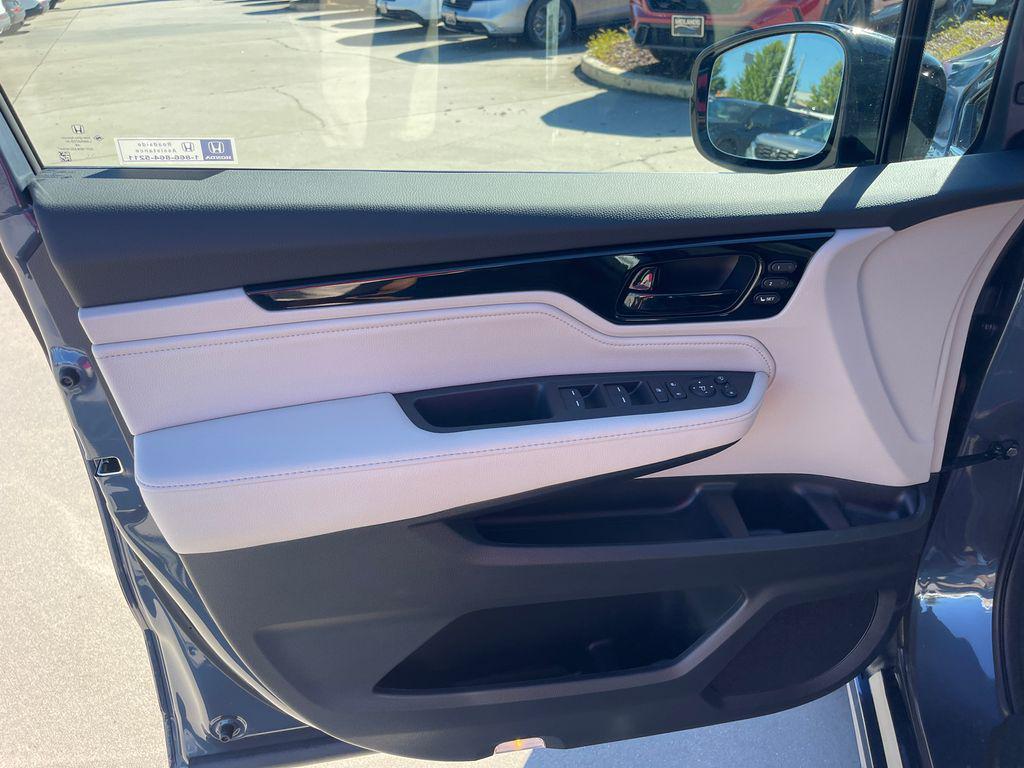 new 2026 Honda Odyssey car, priced at $49,067