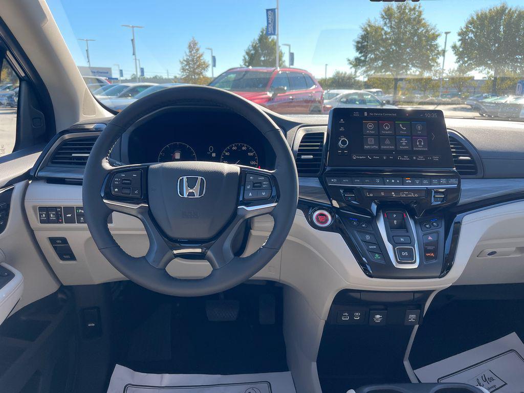 new 2026 Honda Odyssey car, priced at $49,067