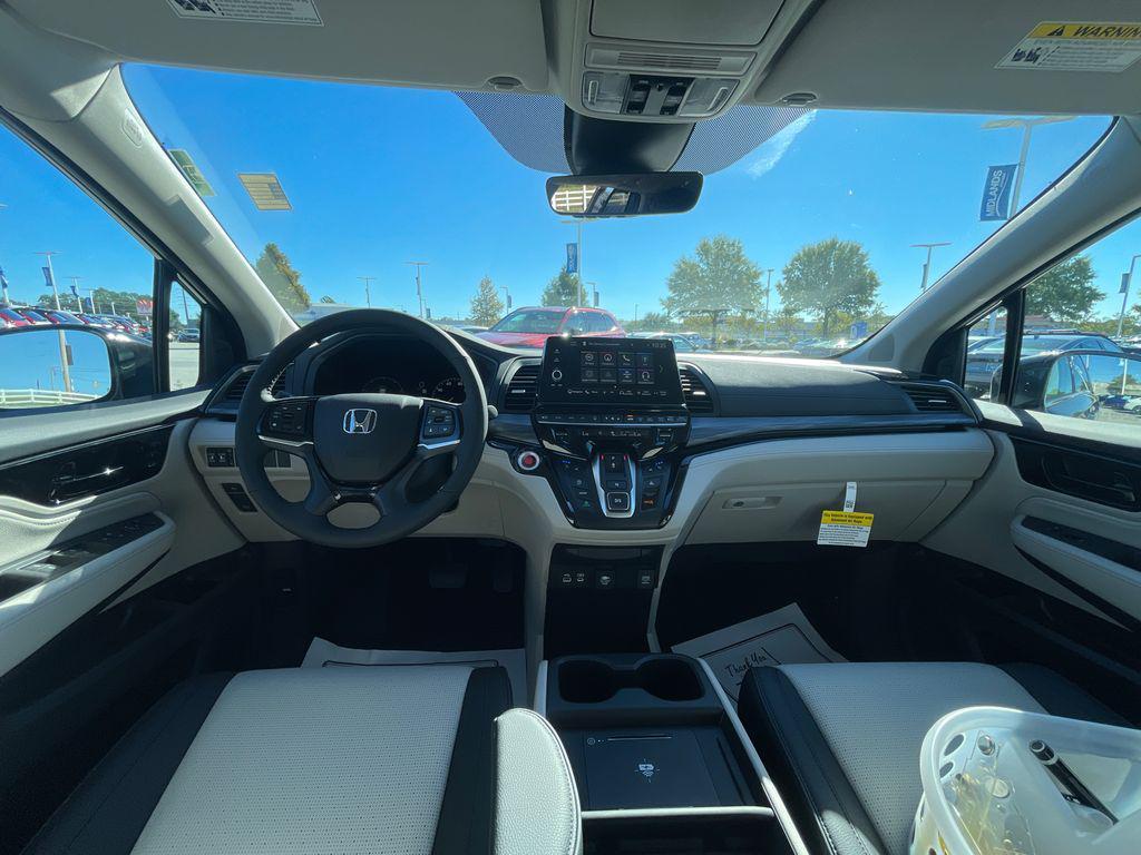 new 2026 Honda Odyssey car, priced at $49,067