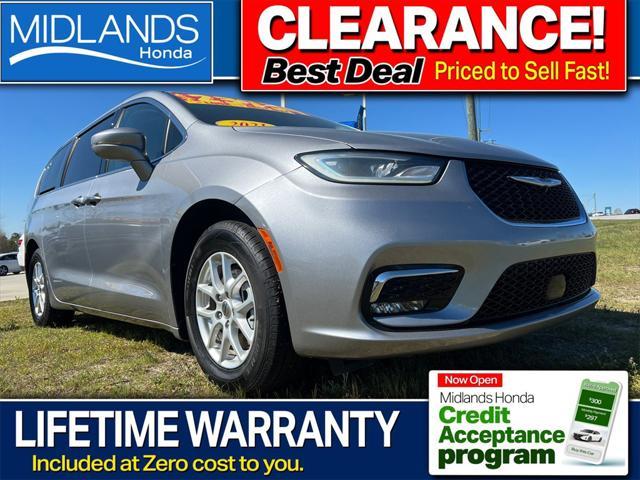 used 2021 Chrysler Pacifica car, priced at $21,986