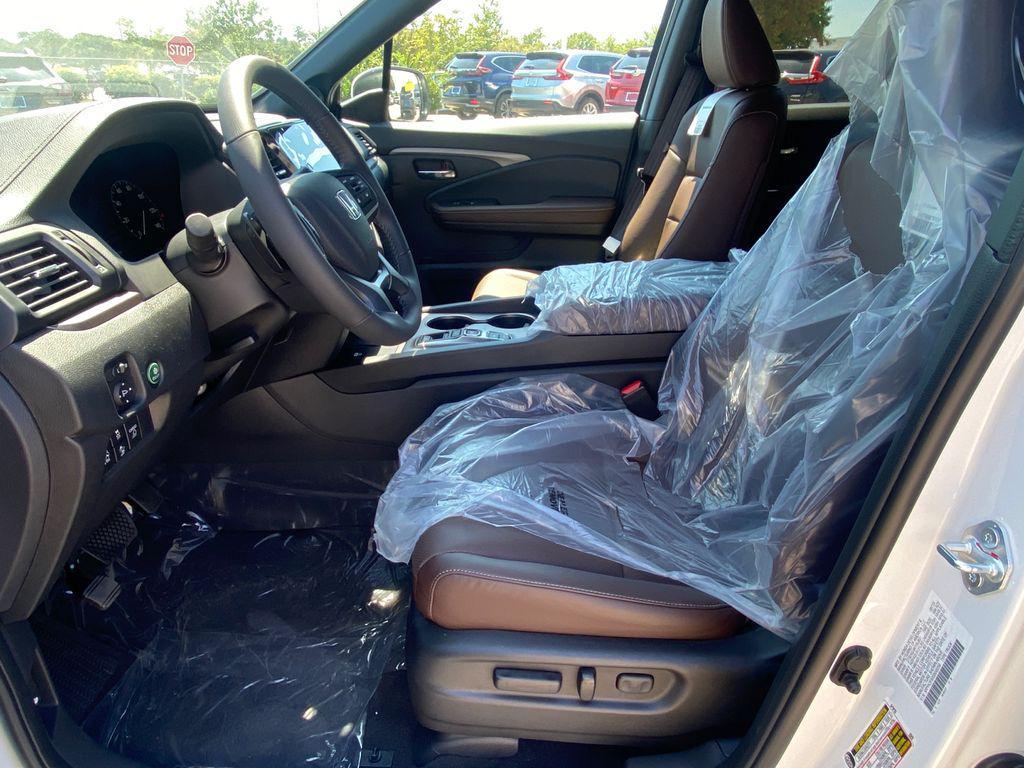 new 2025 Honda Ridgeline car, priced at $42,496