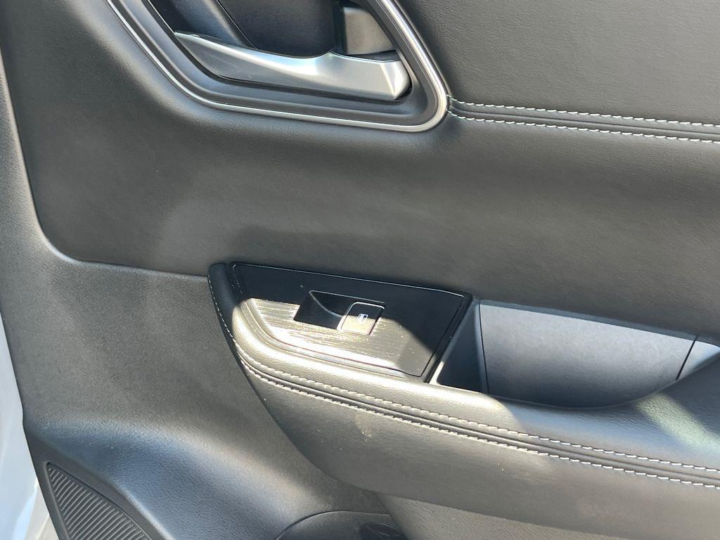 used 2021 Nissan Rogue car, priced at $23,623