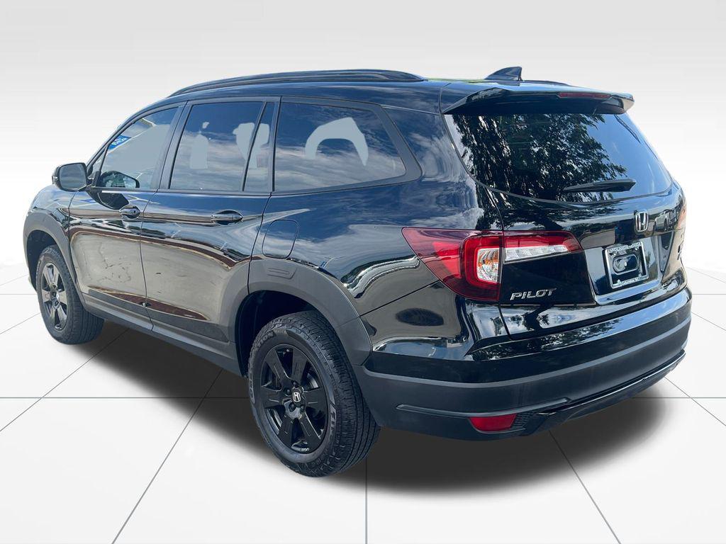 used 2022 Honda Pilot car, priced at $36,394