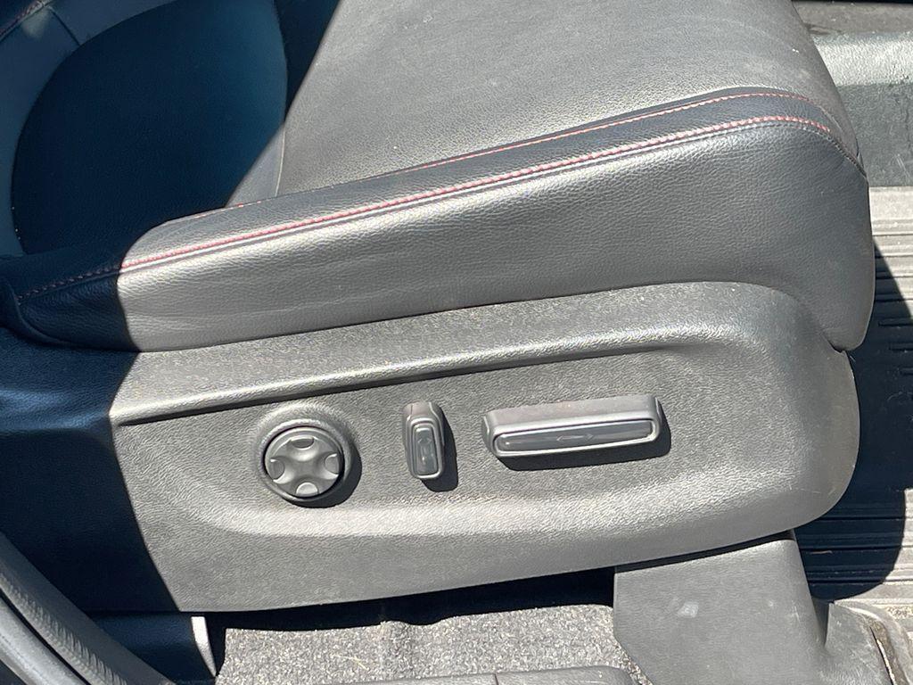 used 2023 Honda Odyssey car, priced at $35,920