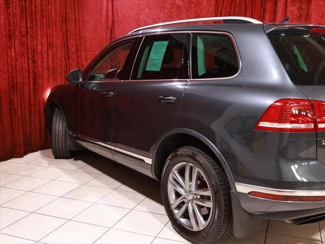 used 2016 Volkswagen Touareg car, priced at $17,490