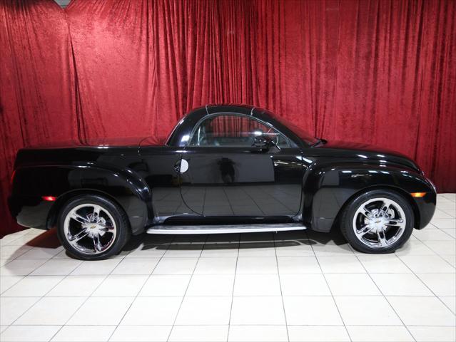 used 2004 Chevrolet SSR car