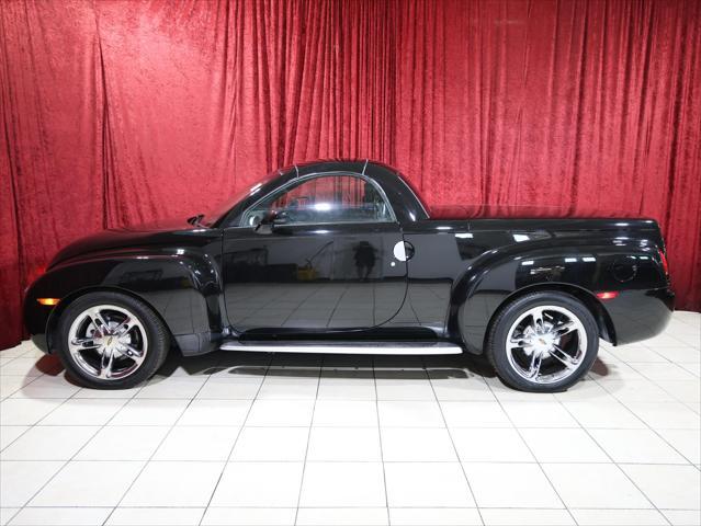 used 2004 Chevrolet SSR car