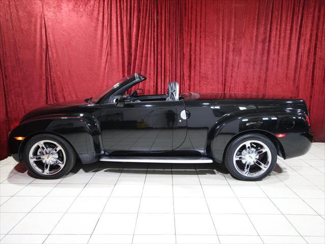 used 2004 Chevrolet SSR car
