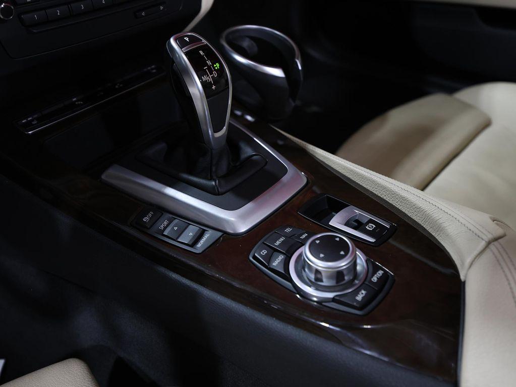 used 2009 BMW Z4 car, priced at $14,750