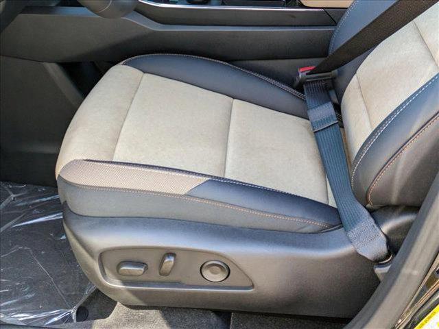 new 2026 Chevrolet Equinox car, priced at $33,345