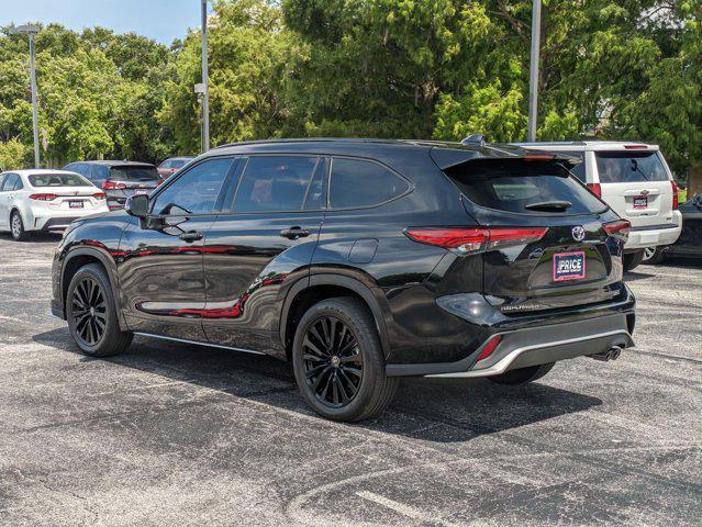 used 2023 Toyota Highlander car, priced at $40,595