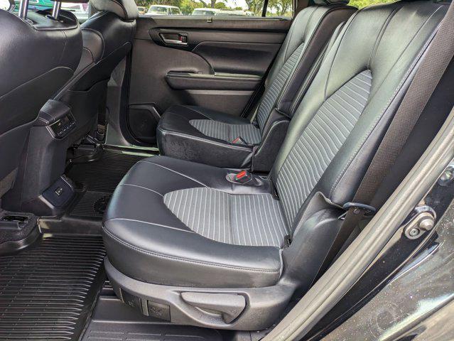 used 2023 Toyota Highlander car, priced at $40,595